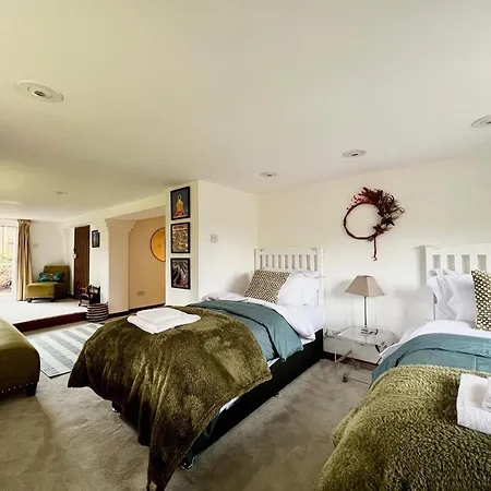 Hilltop Walkers Paradise With A View, Sleeps 10 Fernhurst Extérieur photo