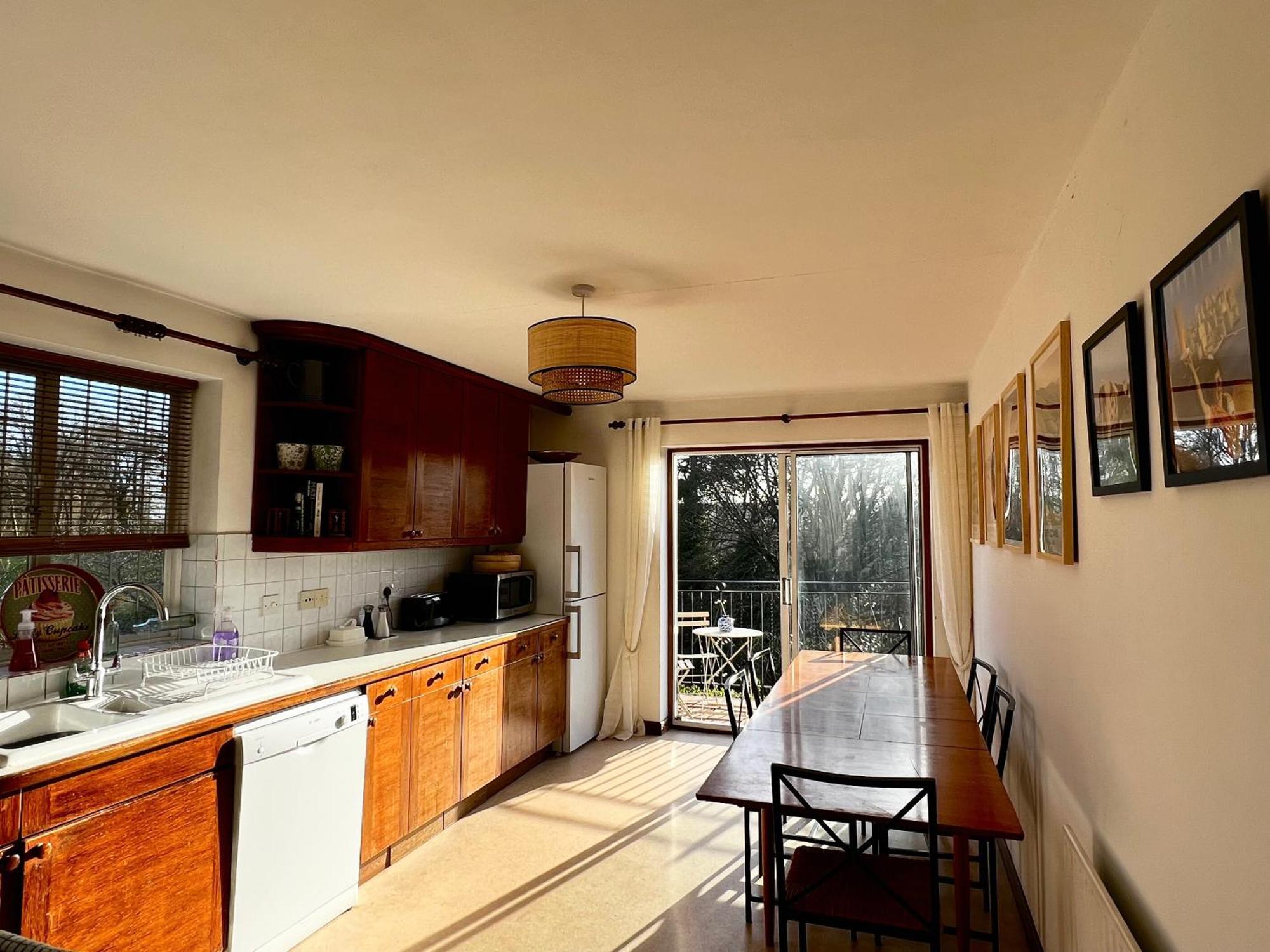 Holiday home Hilltop Walkers Paradise With A View, Sleeps 10 *